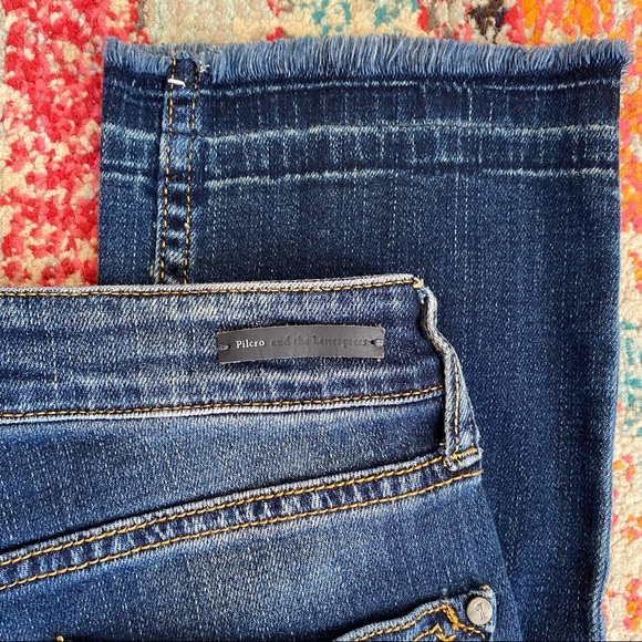 ✨Anthropologie Pilcro Script Crop Denim Fray - Picture 9 of 9